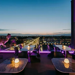 4* فندق Collini