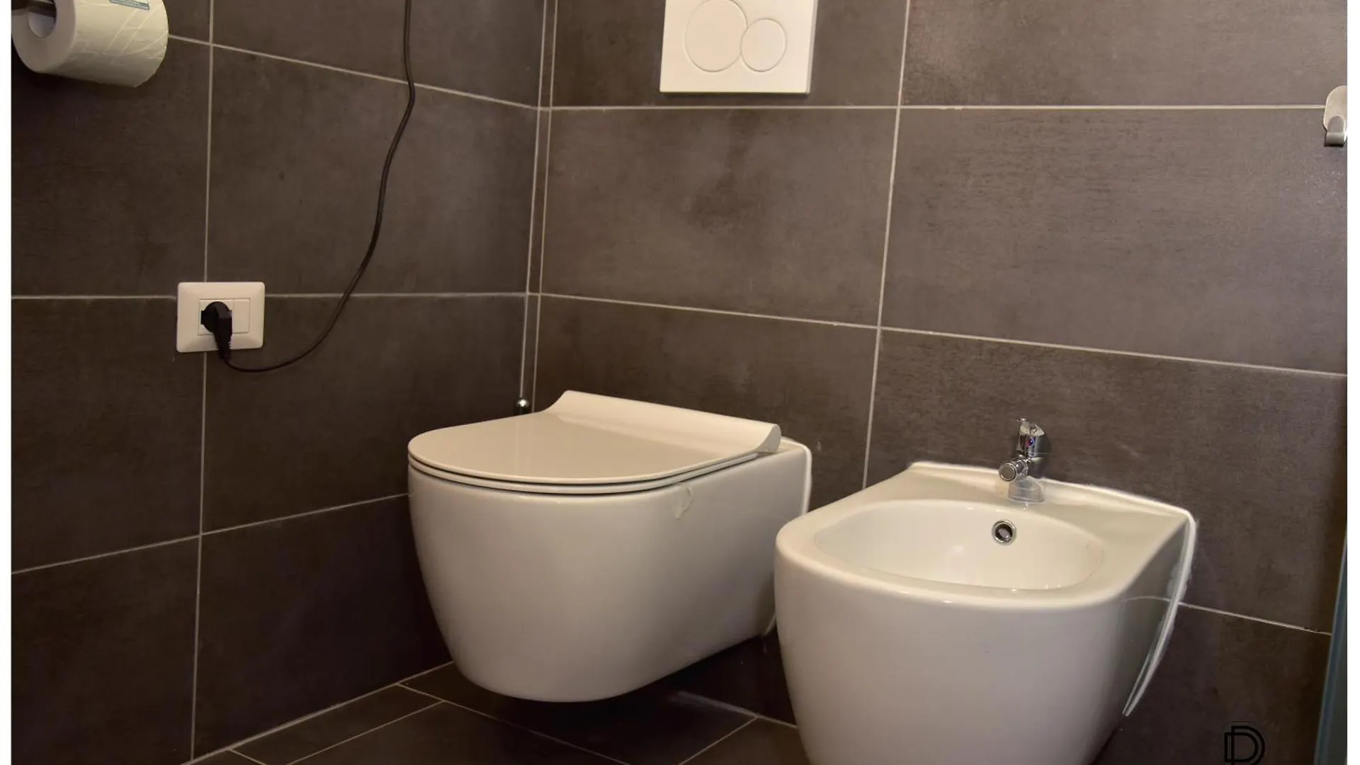 Dea Dreams Amendola Fiera Apartment Free Wi-Fi Milan 0*,