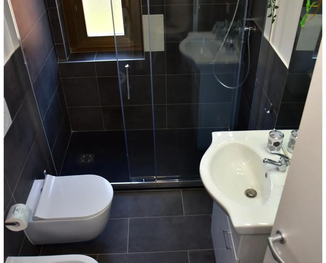 Dea Dreams Amendola Fiera Apartment Free Wi-Fi Milan Italy